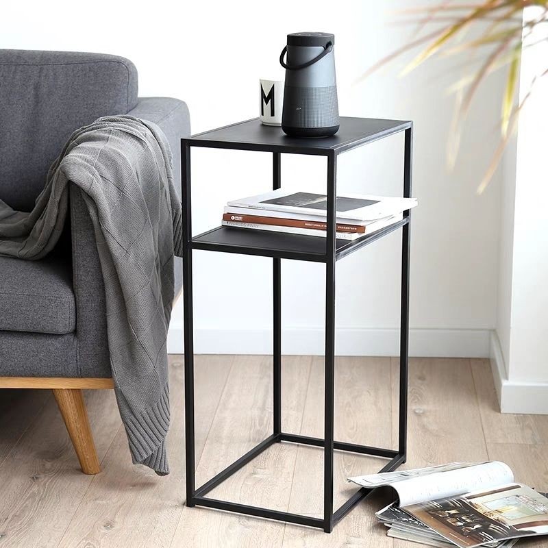 Mesa de esquina moderna, mesa de centro, apartamento pequeño, sofá lateral, habitación cuadrada, sofá pequeño, habitación de dormitorio, sofá lateral