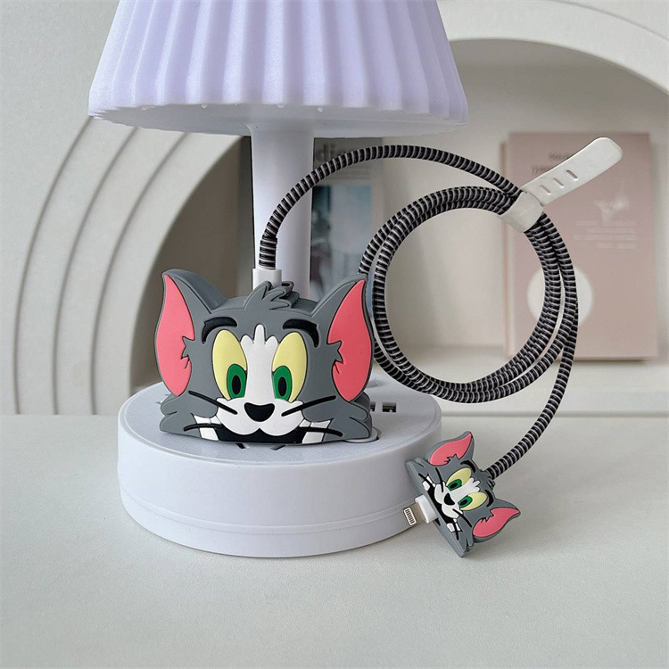 2023 nuevo cargador de dibujos animados cubierta protectora adecuada para Apple carga rápida cabeza 18/20W estándar europeo estándar americano aplicable