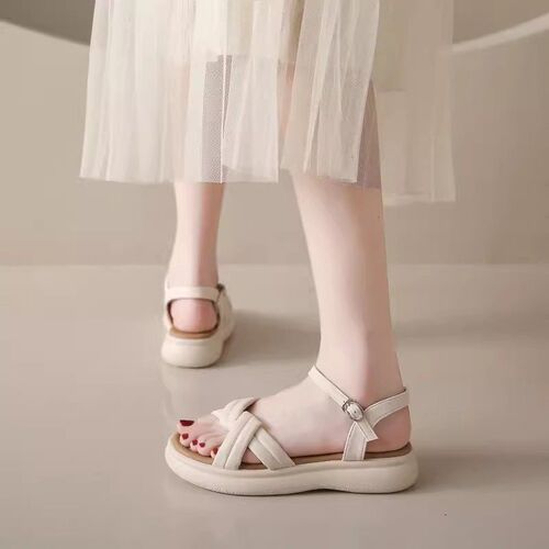 One-piece flat sole soft bottom beach shoes  summer new cross strap celebrity student sandals women's Roman shoes