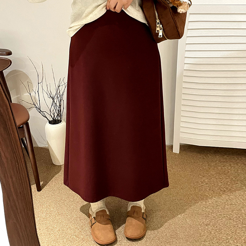 Plus-size women's high-waisted, drapey, slimming knit midi skirt, 2026 autumn collection, A-line, hip-covering, straight-cut long skirt NQ1309