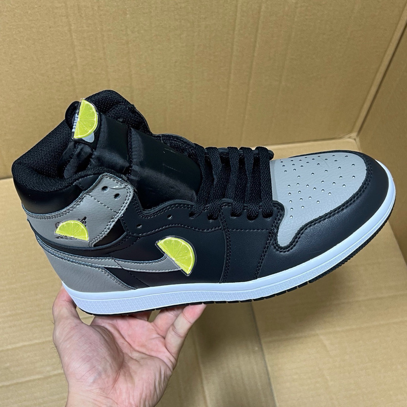 Putian shoes cross-border AJ1 basketball shoes Jordan 1 high-top black and white panda Chicago chunky sneakers for men and women casual sneakers