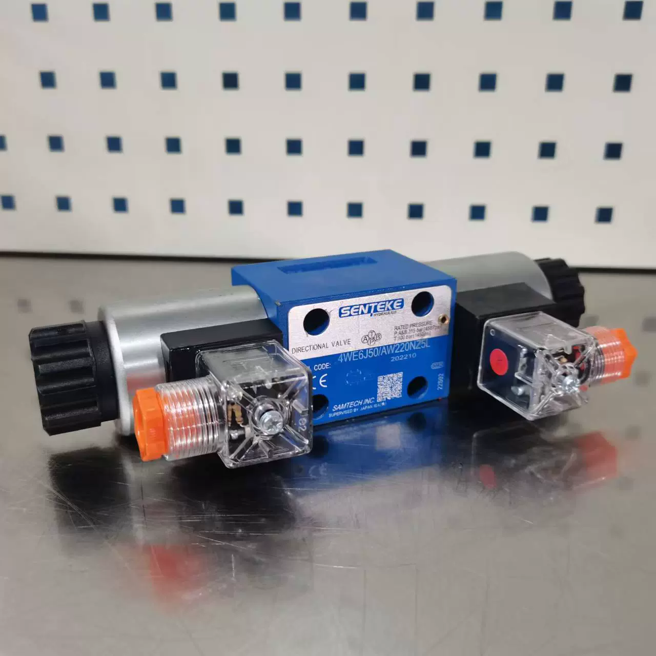 液压阀电磁换向阀4WE6J61/CW220N9Z5L/4WE6J61/CG24N9Z5L