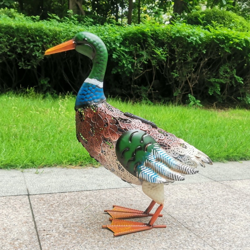 金属の色絵の外国貿易の輸出の庭の家の装飾の屋外の鉄の芸の動物の装飾の置物のアヒルの形の太陽の明かり|undefined
