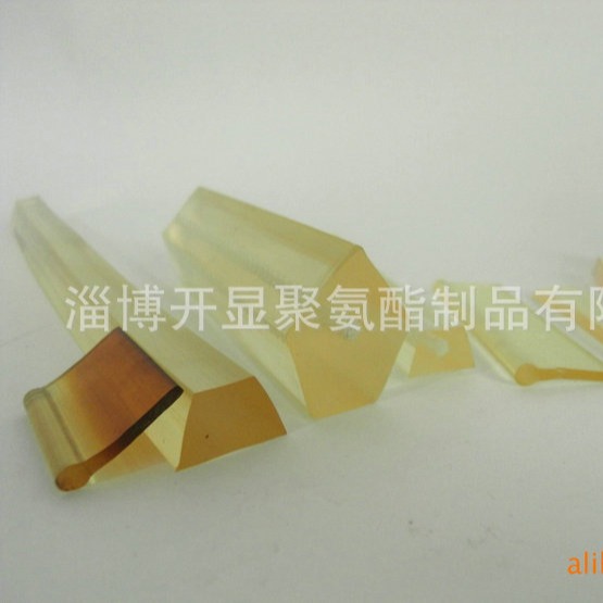 生产销售耐曲挠性好透明带聚氨酯透明带