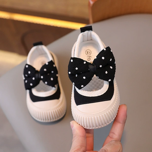 Black A2339 dot bow bow