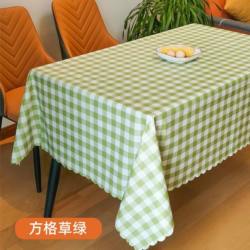 야외 사진 촬영, 캠핑 분위기의 식탁보, 체크무늬 잔디, 녹색 레이스