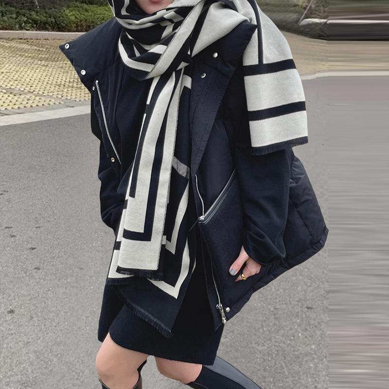 검은색
