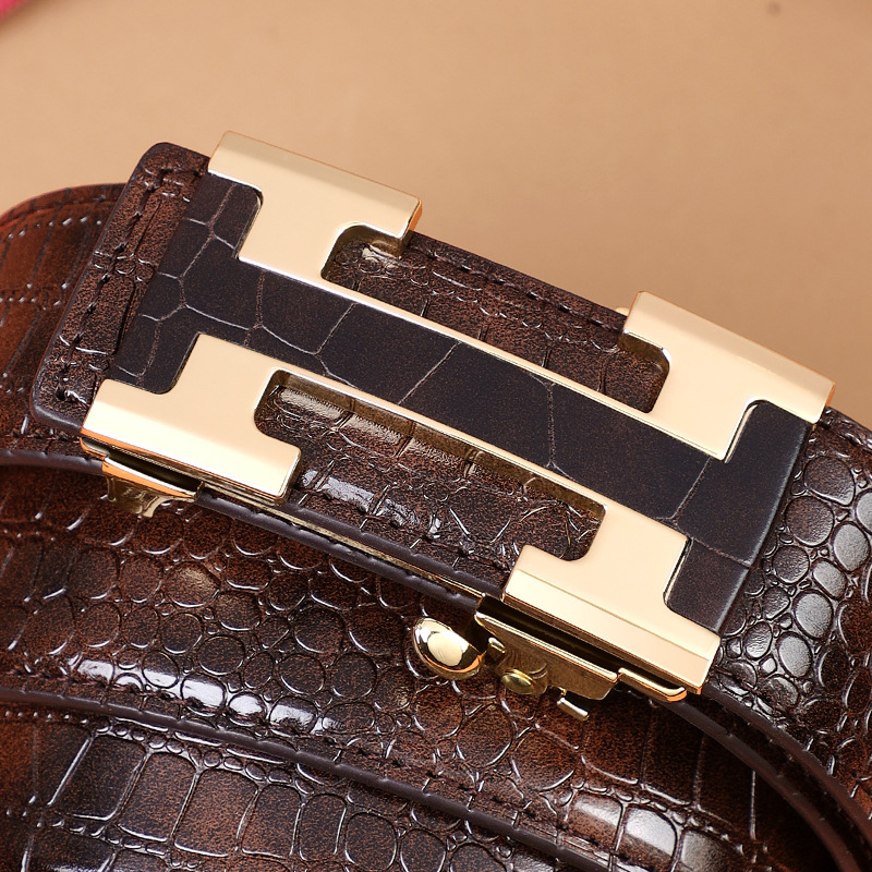 Cinturón de cuero para hombre, patrón de cocodrilo, hebilla automática sin dientes, cinturón de moda informal de negocios, cinturón para jóvenes y de mediana edad