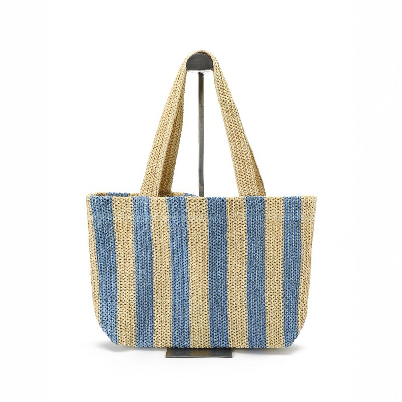 H & M striped handmade straw woven bag European and American fashion tote woven bag large capacity portable beach bag H & M striped handmade straw woven bag European and American fashion tote woven bag large capacity portable beach bag