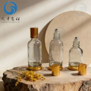 �F؛30ml�е��۝L�L����ƿ50ml͸��ֱ�A�L��ƿ���yƷ���b�������l
