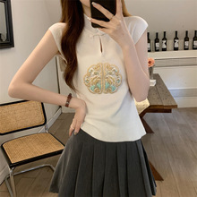 新中式圆领刺绣盘扣镂空短袖T恤女装夏季新款修身显瘦打底衫上衣