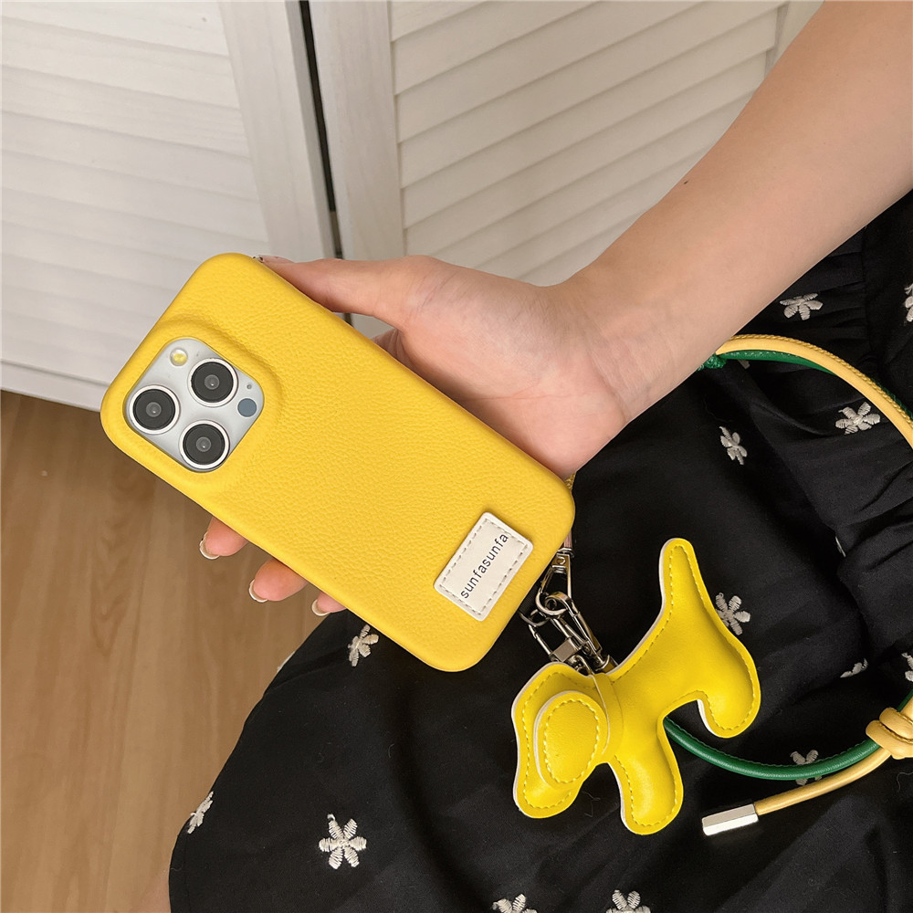 Perro salchicha de cuero de color sólido cuerda corta para iPhone 16ProMax funda para teléfono móvil 13 Apple 15 femenino 14 nuevo 16