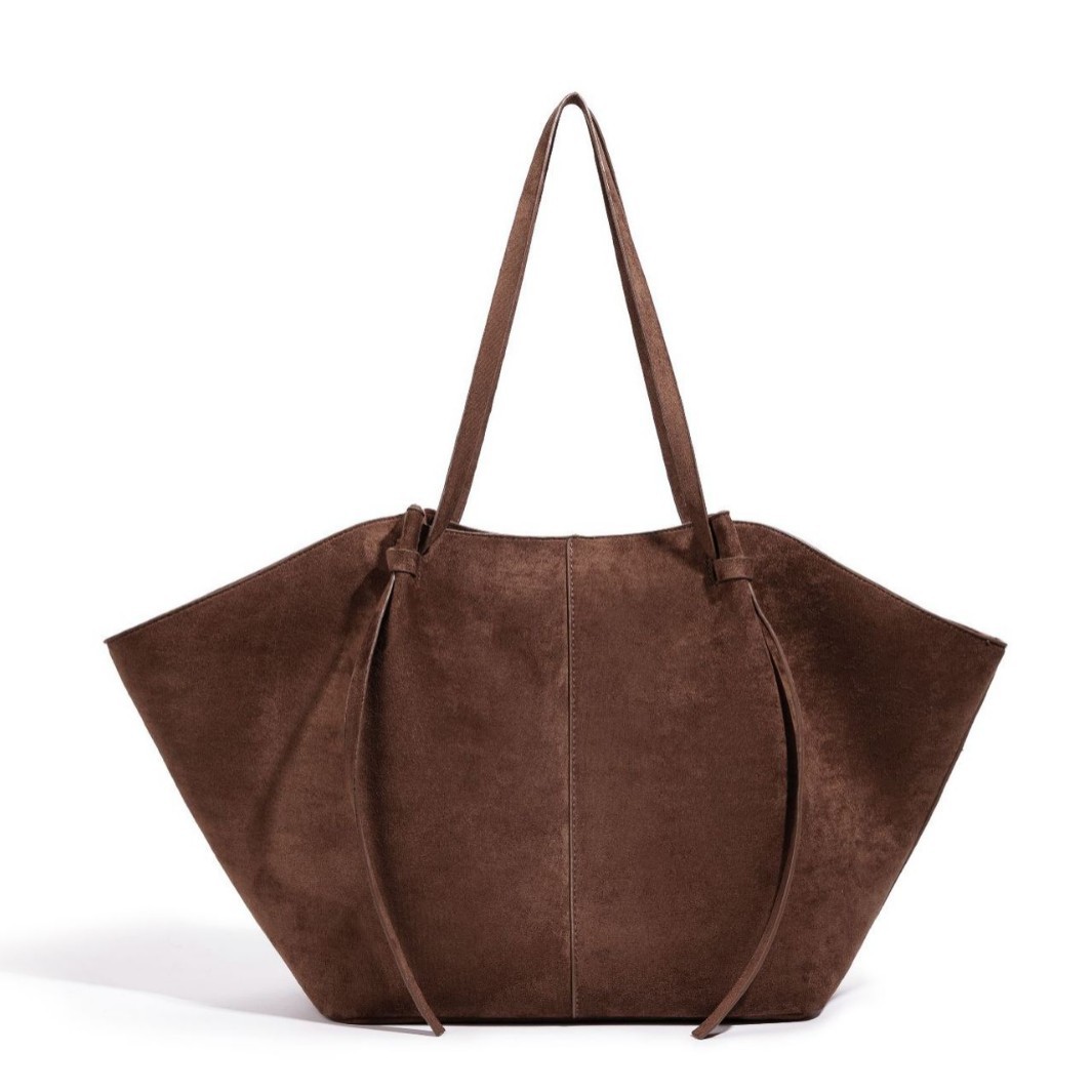 Lightweight And Large Capacity 2025 New Hot Selling European And American Retro Style Shoulder Crossbody Bag Versatile Light Luxury Style Handbag_voghion.com