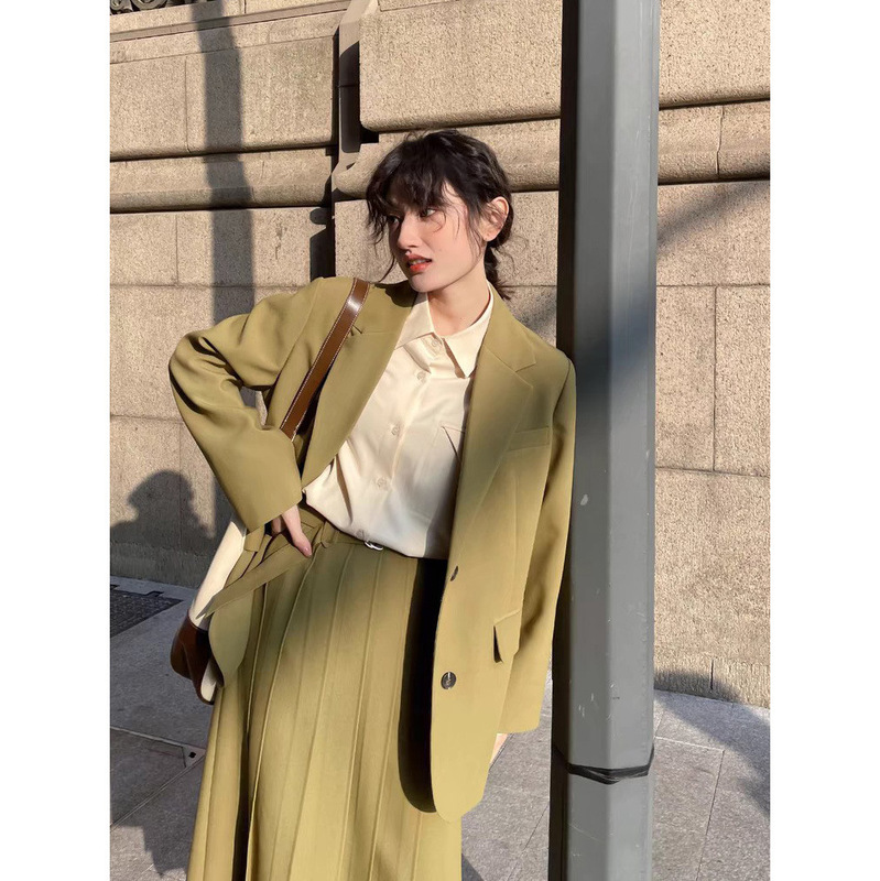 """"Shili""Heavy Weight Stretch Heavy Crepe Casual Work Clothing Fashion Two-Button Silk Suit Jacket for Women W2154