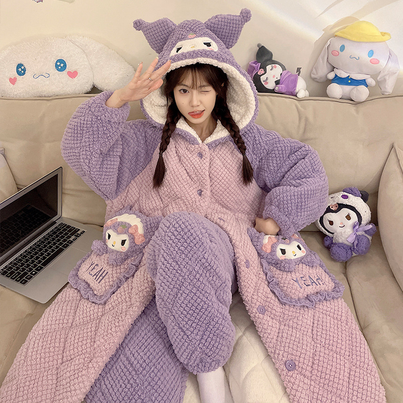 34111 (로브 + 긴 바지)