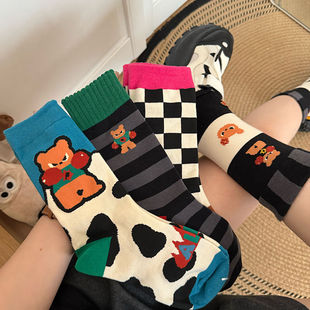 Cute Socks for Women, Mid-Calf Socks, Spring and Autumn Style Long Socks, Trendy Cartoon Quirky Bear, Korean Creative Autumn and Winter Socks for Women