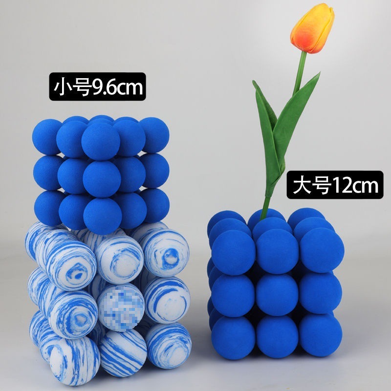 完成したクラインブルーの装飾品リトルレッドブックスタイルスポンジボールリビングルームベッドルームフラワーアレンジメントアート装飾品工場直販|undefined