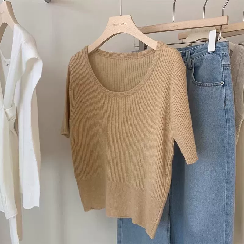 Knitted summer thin sweater, T-shirt, fitted, round collar, with short sleeve