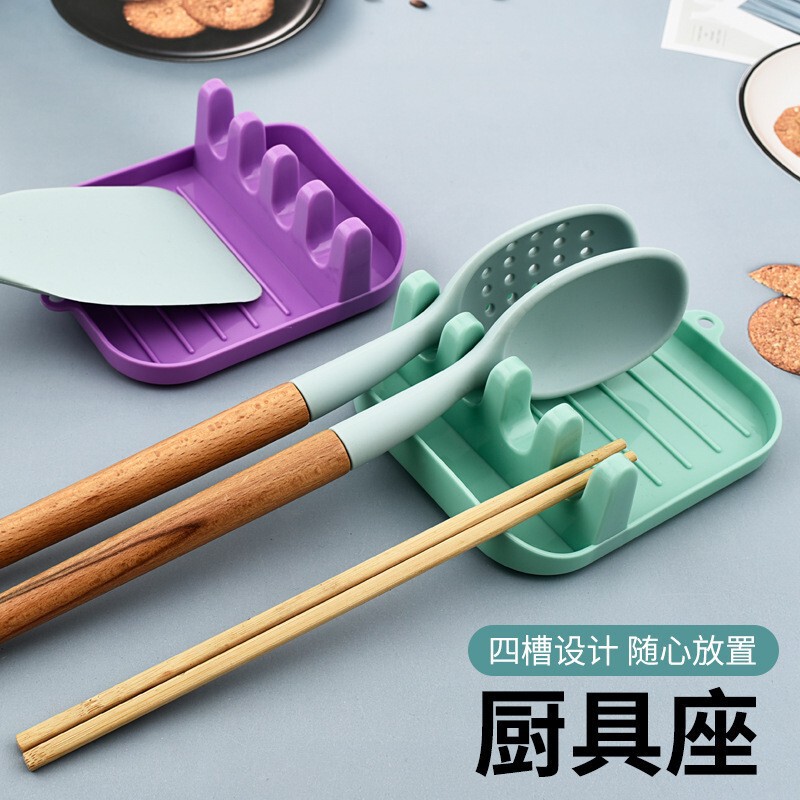 調理器具の鍋の蓋の棚は洗浄しやすいです。|undefined