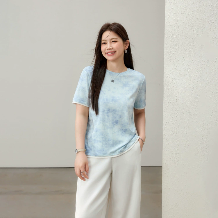 [Модная простая футболка с дизайном подола] Тонкая женская одежда больших размеров, толстая мм 2025, летний новый стиль