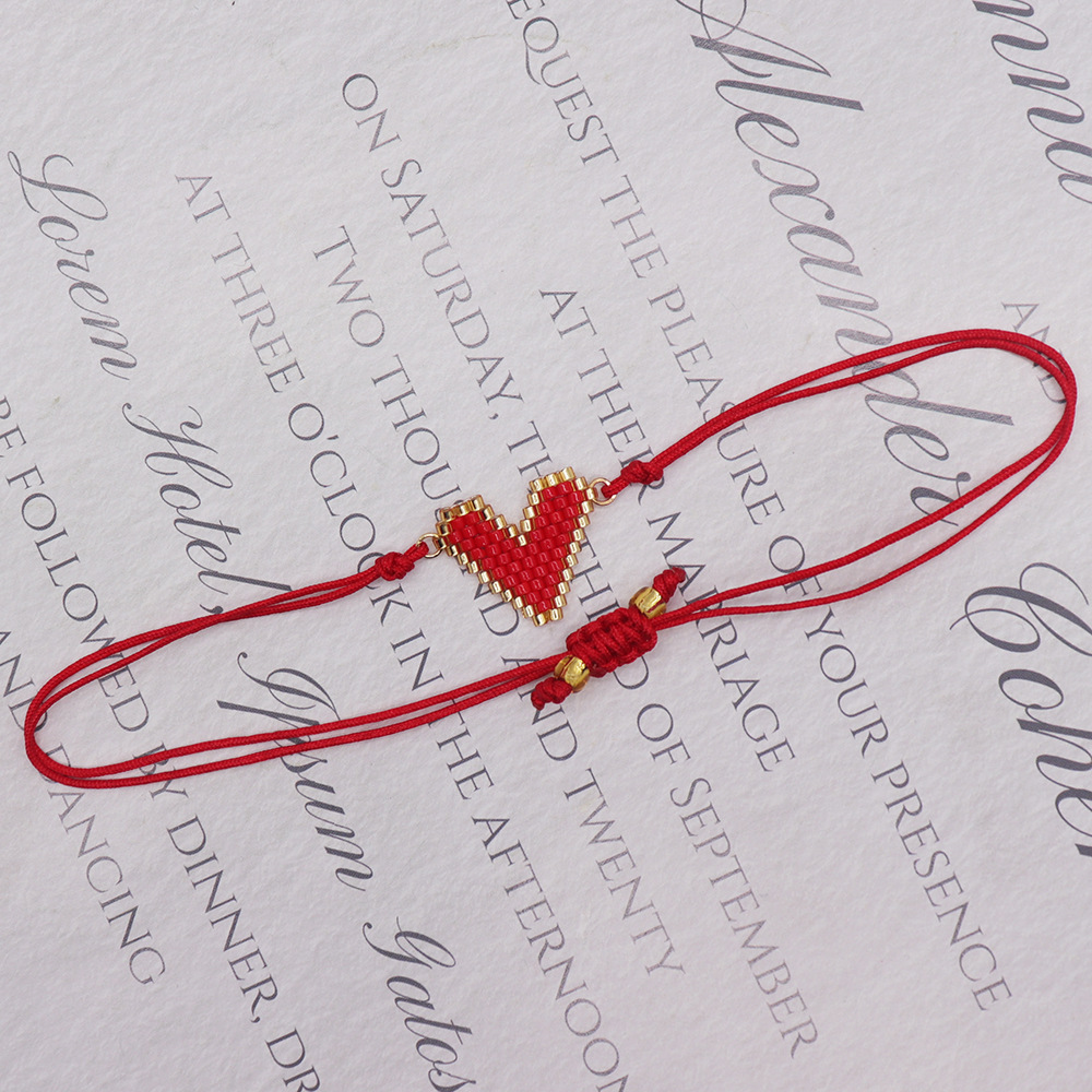 Glass Material Heart Shape Pattern Fashion Heart Shape Glass Beaded Women's Bracelets