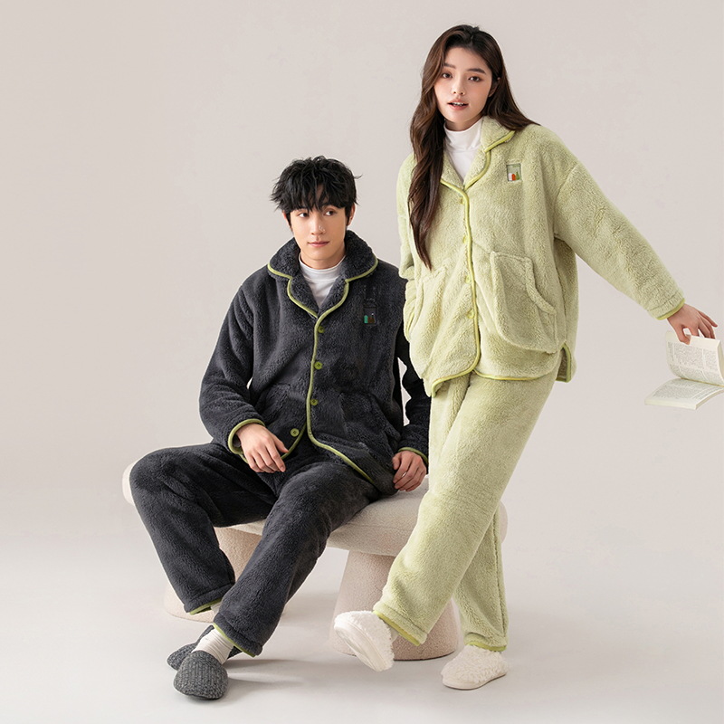 Pajamas de pareja invierno 2025 nuevo coral veludo más veludo engrosado hombre mujer pequeña fragancia ropa de casa otoño invierno
