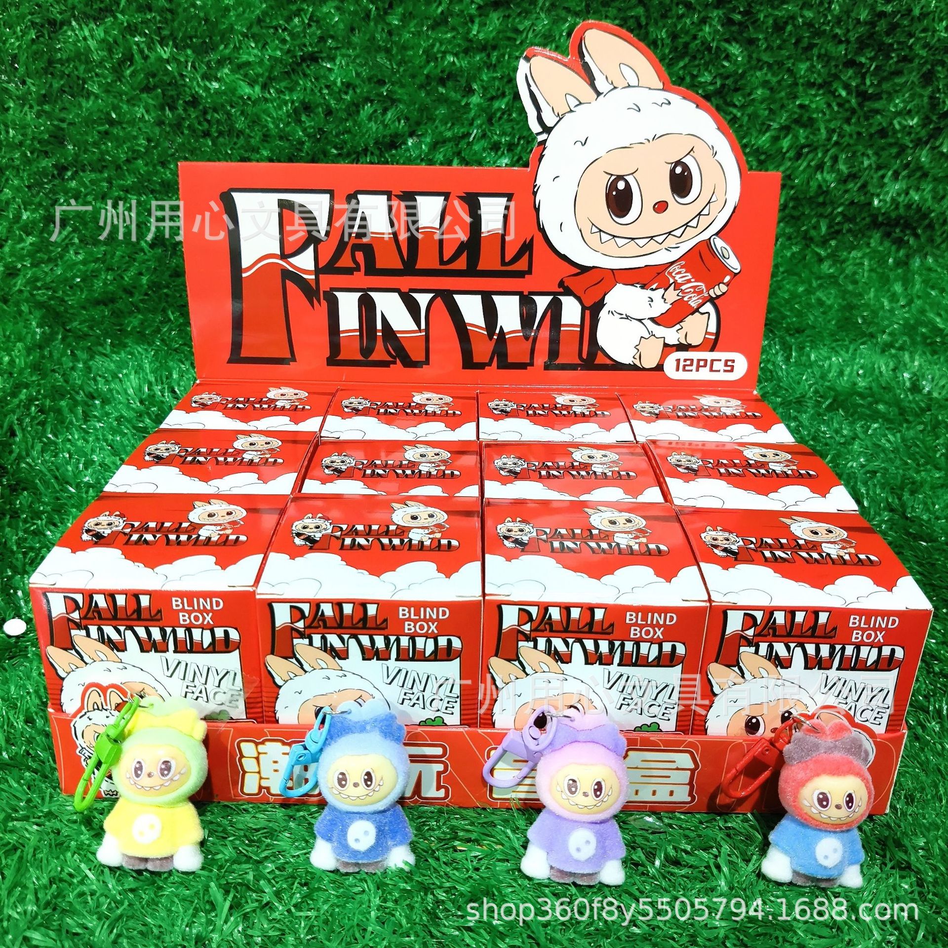 Caja ciega flocada de dibujos animados de tela rabu, lindo y lindo grano de alto valor, mini muñeca, modelo de decoración de escritorio, regalo