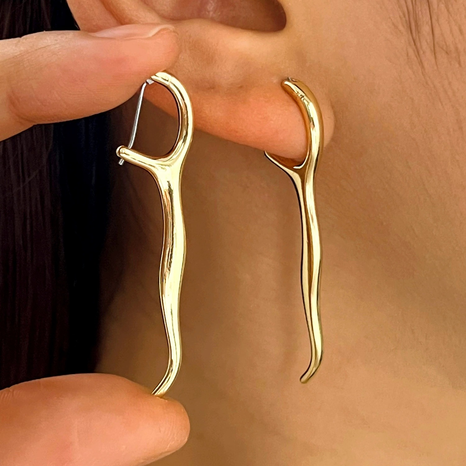 Floss earrings, European and American cross-border fashion, unique irregular minimalist style, creative abstract shaped earrings