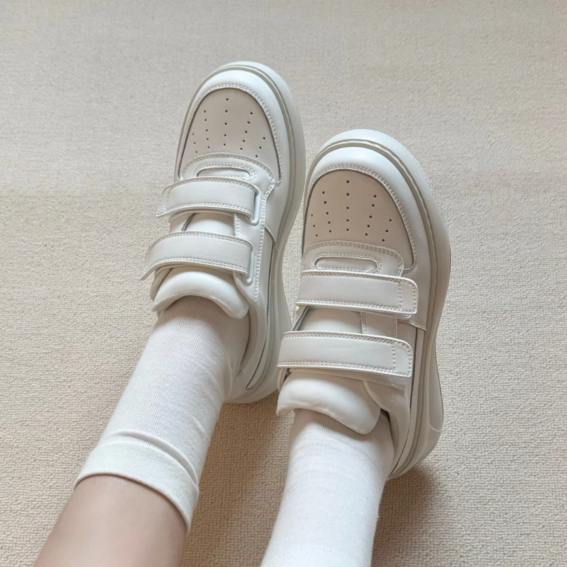 Mao Sichun stesso stile 2025 primavera e autunno scarpe bianche in vera pelle con suola spessa e aumento invisibile dell'altezza_voghion.com