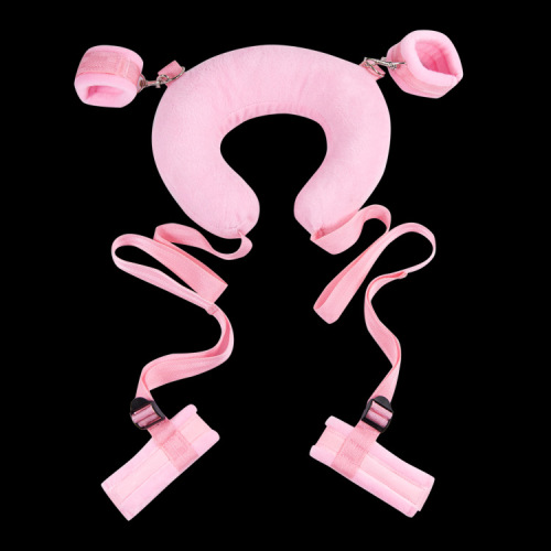 New adult sex toy split leg pillow, alternative bed toys, couple sex pillow with handcuffs wholesale