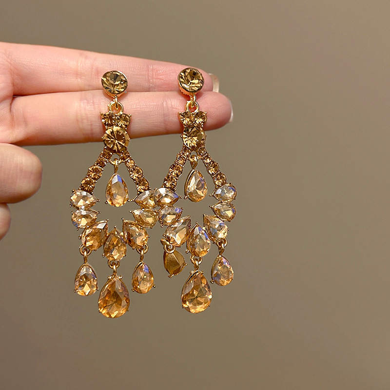Korean-Style Diamond-Encrusted Hollow-Out Water Drop Tassel Earrings, Light Luxury, High-End, Elegant, Retro Earrings, Fashionable and Versatile Earrings for Women