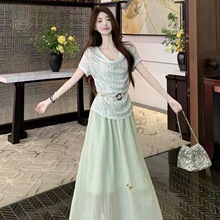 ���ɼ��ל�����|�������±U�I�����B��ȹ���bŮ�Ĳ���e�¾Gɫ