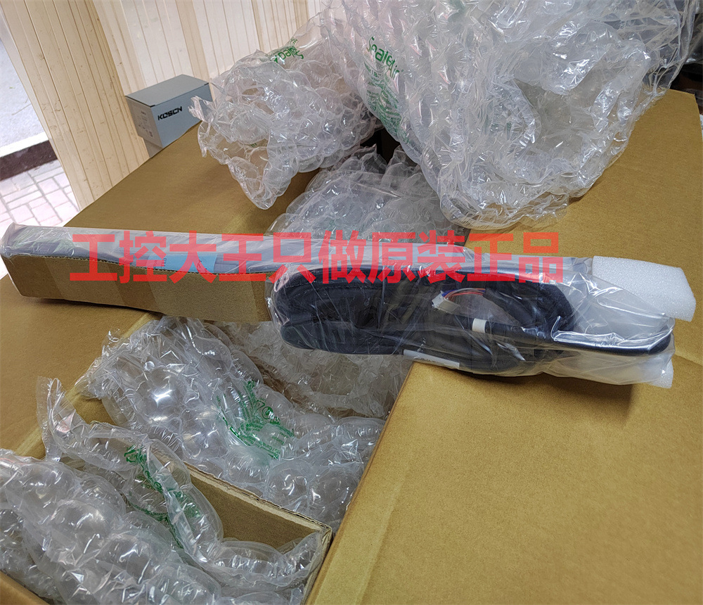 IAI  CB-XEU2-PLA150    3100   SCON-CB-20WAI-CC-0-2    8000