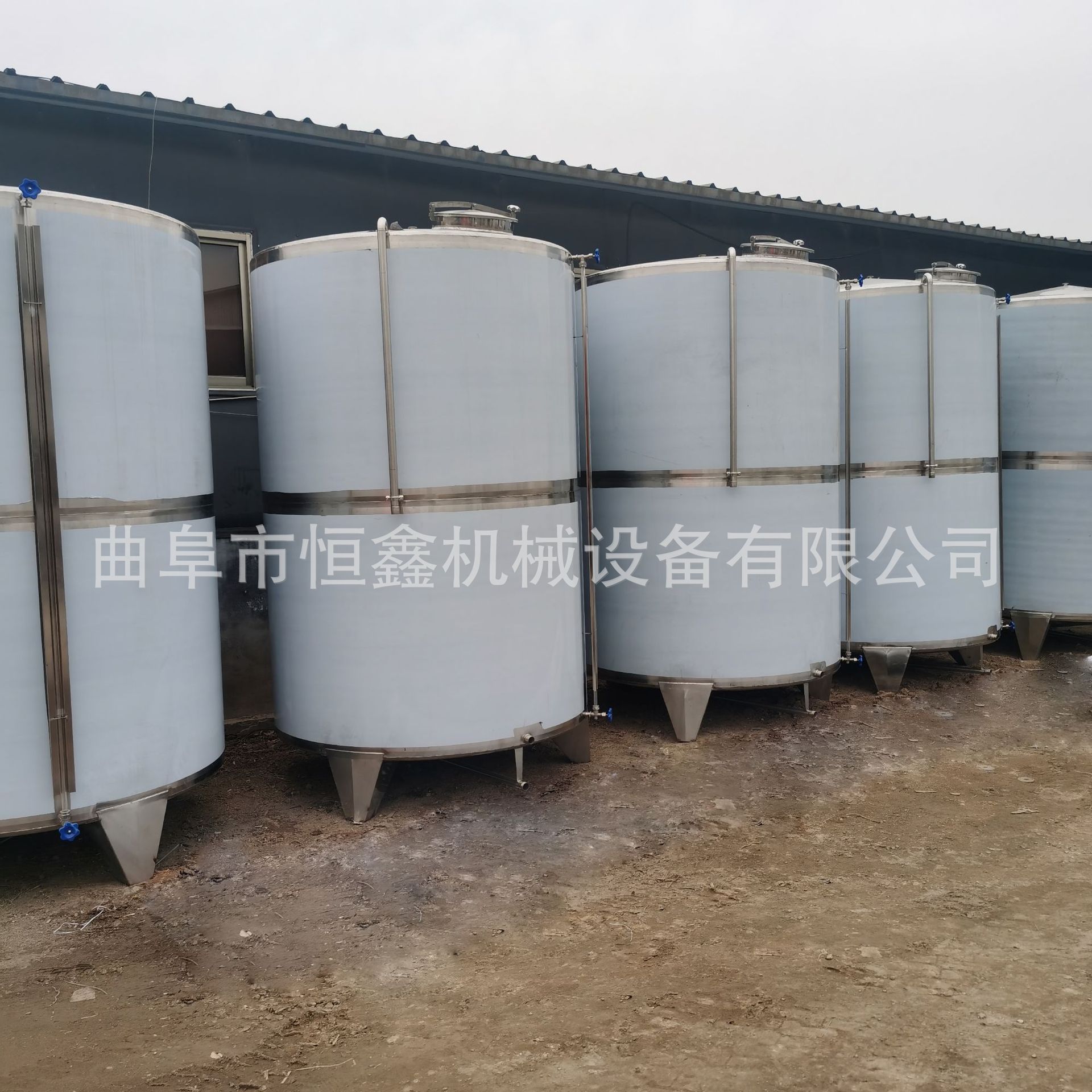 新品立式不锈钢酒罐酒容器10立方白酒储存设备不锈钢酿酒设备制作