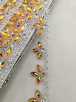 Три капли конского глаза прозрачная цепь плюс стразы национальный костюм фартук шапка шапка и другие аксессуары дрель