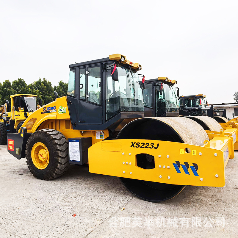 Exportación de comercio exterior XCMG 22 toneladas 26 rodillos de goma 20 toneladas 30 toneladas rodillos de acero dobles 3 toneladas 8 toneladas 14 toneladas rodillos