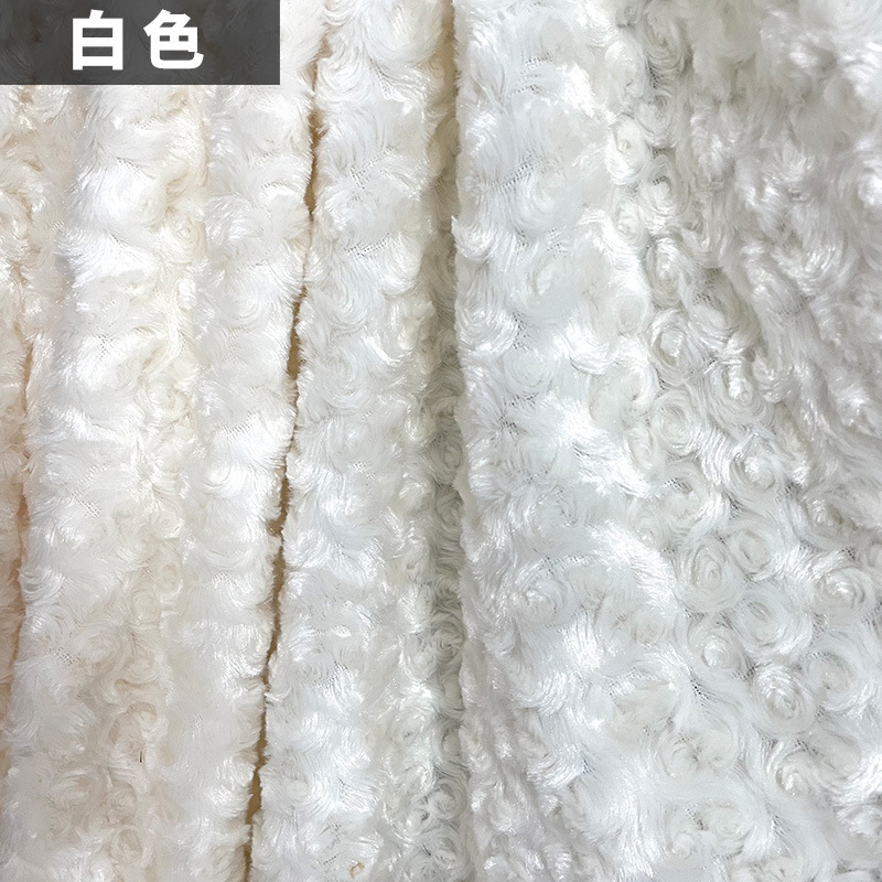 现货PV绒秋冬款保暖舒适高品质面料拧花PV绒家纺服饰面料品种齐全-阿里巴巴