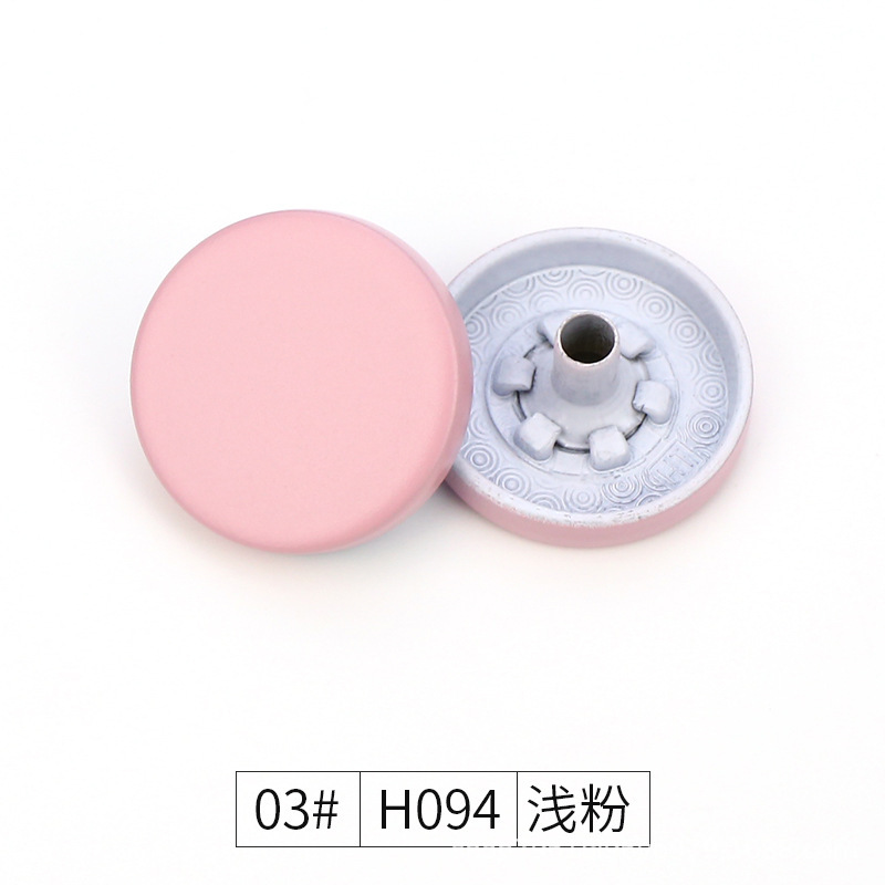 Hebilla de metal de cuatro piezas Botón de panel plano de color chaqueta acolchada de algodón hebilla de superficie de pintura hebilla de cuatro piezas de aleación