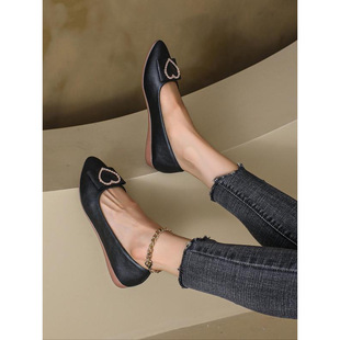 W 56447 Soft sole flat loafers ܛ��ƽ�׶���ŮЬ�羳���Q