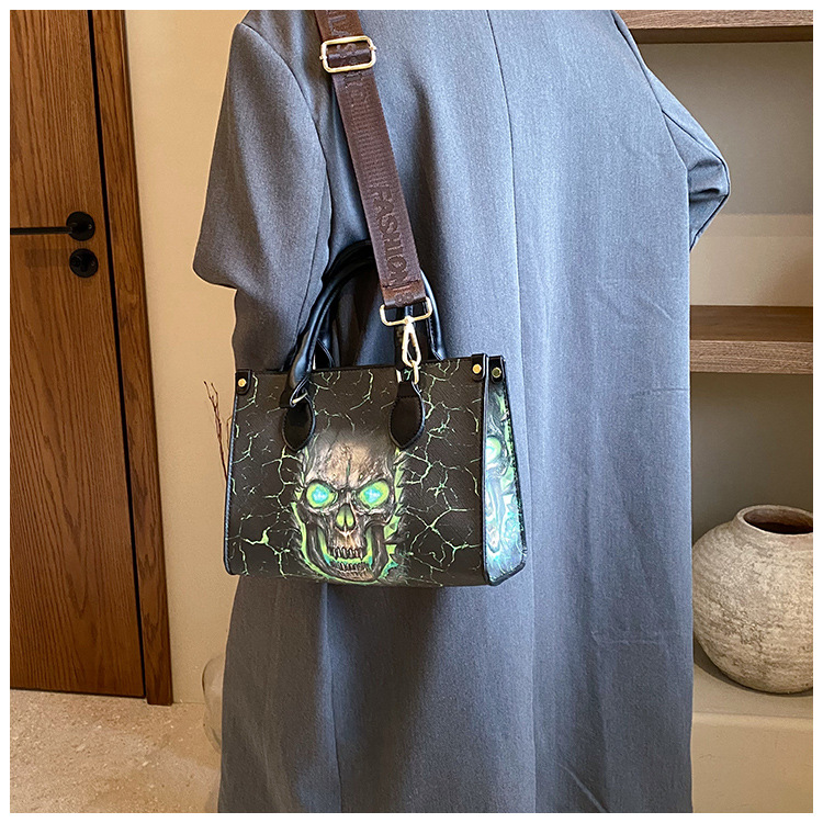 Halloween Festival Skull Pattern Halloween Women's Large Pu Leather Skull Streetwear Square Zipper Tote Bag