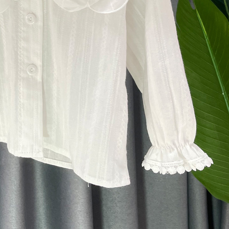 Camisa de estilo occidental para niñas Otoño Nueva camisa de manga larga para niños estilo coreano top de bebé flor bordada primavera y otoño moda