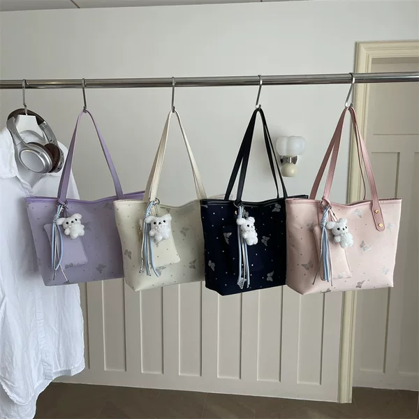Casual Commuting Large Bag for Women 2026 Spring New Trendy Star Tote Bag Textured Commuting Underarm Shoulder Bag