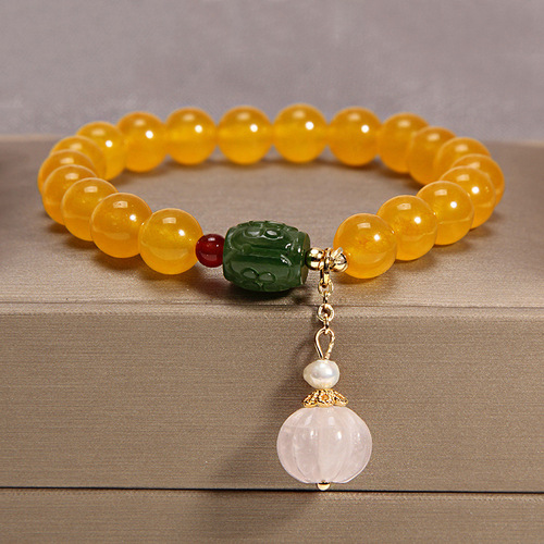 Golden-thread jade pendant bracelet with yellow agate crystal beads—unique design, trendy accessory for students and besties.