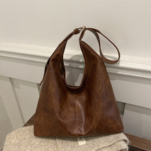 纯色个性时尚大容量休闲简约托特包女通勤学生复古新款单肩包