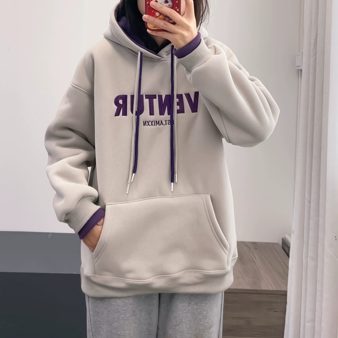 Плюшевая толстая корейская версия повседневная свободная буквенная вышивка с капюшоном свитера женская зима