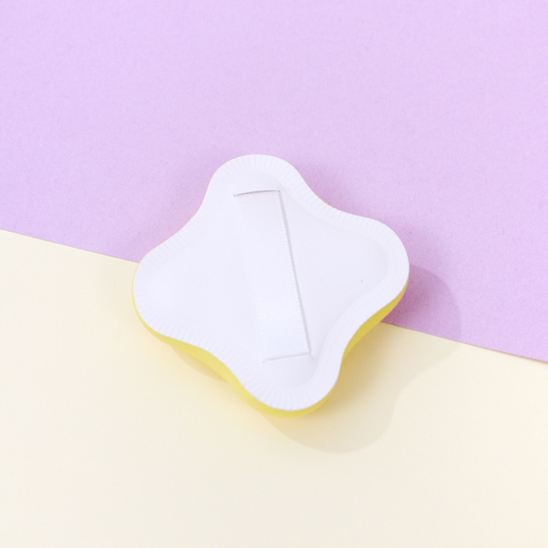 Puff de algodón de azúcar de trébol de cuatro hojas personalizado de fábrica súper suave y grueso esponja de maquillaje sin látex cojín de aire huevo de belleza al por mayor