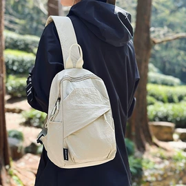 休闲背包;旅行包袋;通用双肩背包