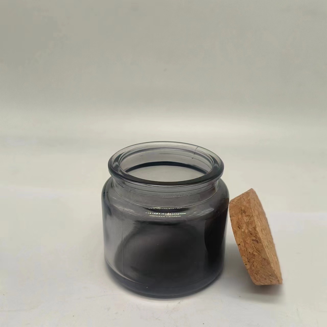 现货批发小号玻璃香薰蜡烛杯100ml200ml烛台木塞玻璃罐茶色玻璃瓶