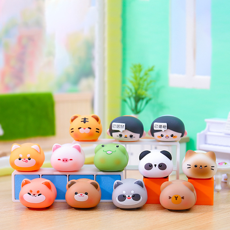 Cute and Fun Refrigerator Magnet Ornaments New Internet Celebrity Hot Selling Gifts Desktop Office Decorations Wholesale