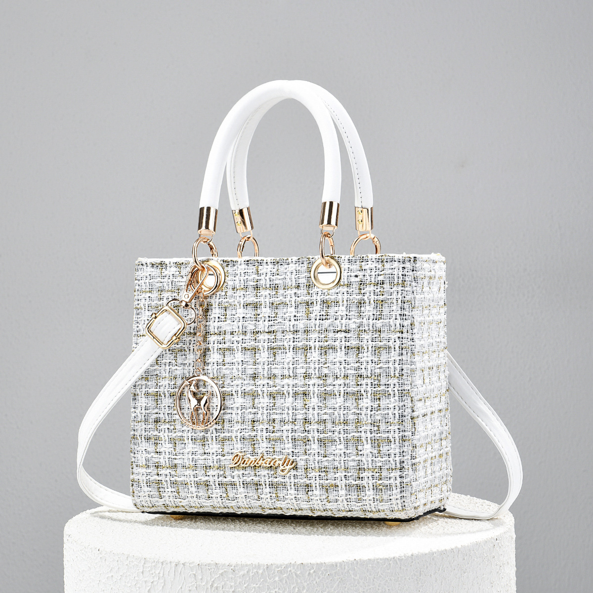 2026 nueva tendencia de moda pequeña fragancia bolso de mano Lady Gaga feminino ligero textura lujosa versátil bolso de hombro